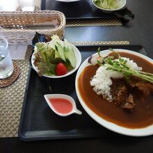 牛カレー、美味しかったです。