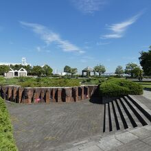 旧税関事務所遺構