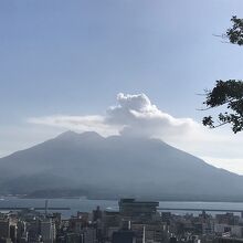 城山ホテルから臨む桜島と鹿児島市内