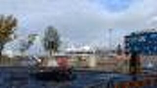 大型フェリーが停泊している