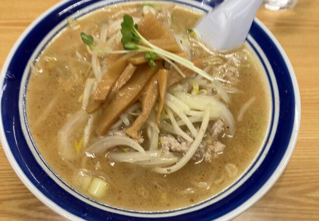 味噌ラーメンをいただきました