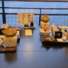 夕食会場