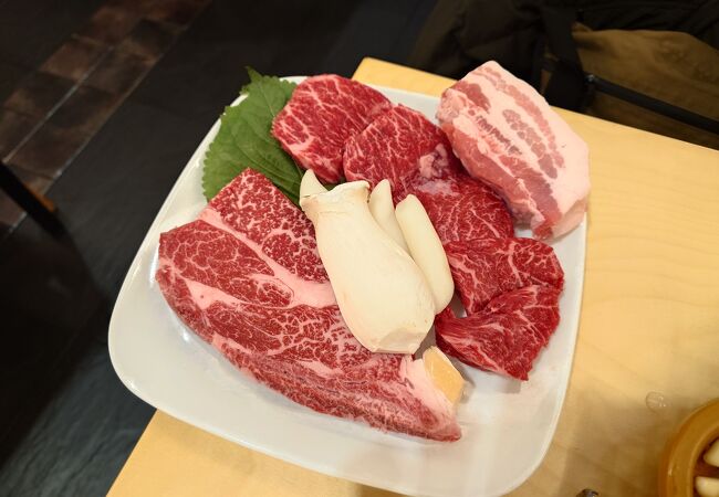 韓牛焼肉をリーズナブルに