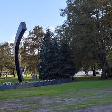 The Broken Line monument