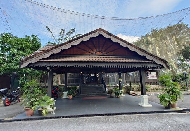 Hornbill Restaurant & Cafe