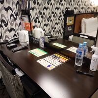 机周り、寝間着は引き出しの中でした