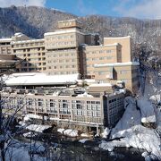 雪の定山渓は、ひなびた温泉街でした