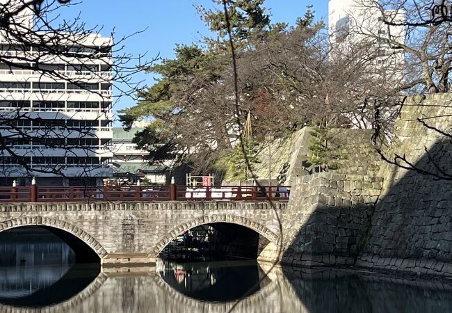 落ち着いた城下の雰囲気が素敵
