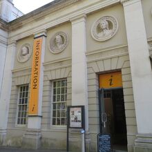 地図は２ポンドです