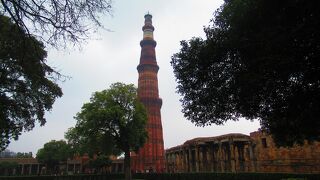 インド最古のイスラム遺跡群