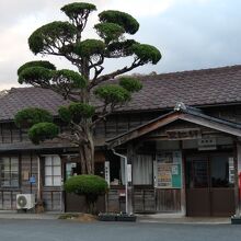 野馳駅