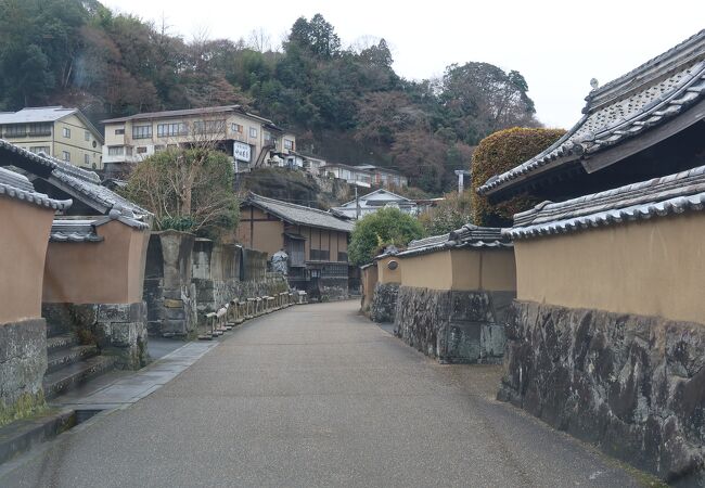 武家屋敷通り(歴史の道)