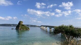 沖縄本島と古宇利島を繋ぐ長い橋