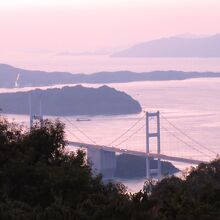 亀老山展望公園から見た来島海峡大橋