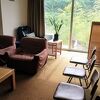 川沿いの小さな旅館