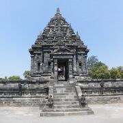 廃墟だった寺院