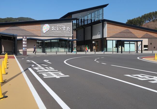 2023年夏にオープンした、牡蛎の町の道の駅