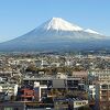 部屋から富士山の絶景が絵画のよう