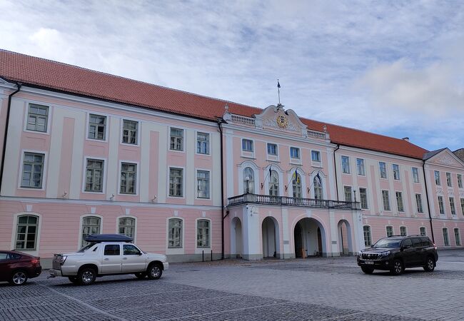 庭園は静かで落ち着けます