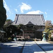 北条義時(江間小四郎)と八重姫の発願により創建された歴史あるお寺