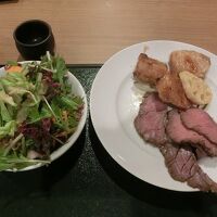 夕食(ビュッフェ)の一部