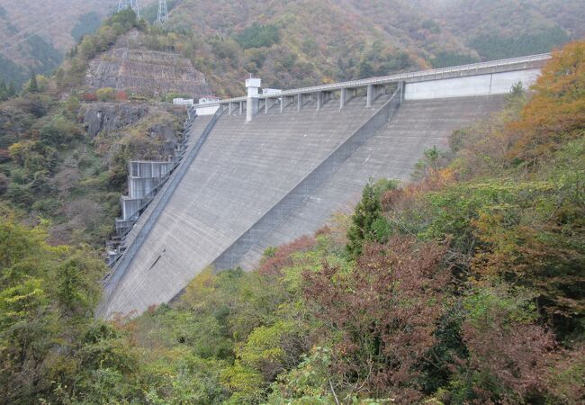 長谷ダムは揚水発電の下部調整池、長谷（ハセ）ダムと読みます（兵庫県には長谷（ナガタニ）ダム）もあるので注意