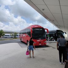 カンクン国際空港 (CUN)