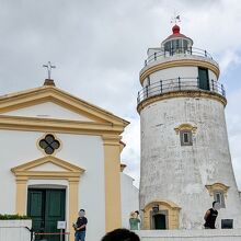 ギアの灯台とギア教会
