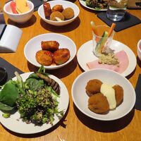 ラウンジの夜のカナッペ