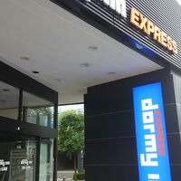 地下鉄広瀬通駅から上がるとすぐで、アクセスも良かったです。