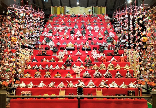ハンドメイドの吊るし飾り展示品