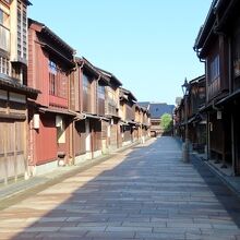 メインの通り、西向き