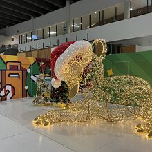 パース国際空港 (PER)