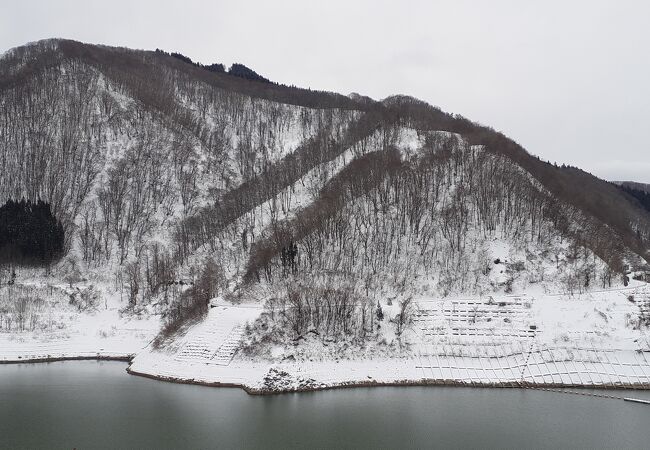 寒河江ダムによる人造湖