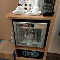 金庫や冷蔵庫もある