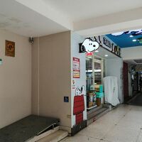 一階にSNOOPYセブン