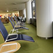 第1ターミナルの入り口付近は穴場です。