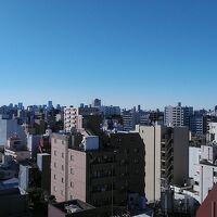 正面の眺望で東京タワーにドコモの代々木タワーも見えます