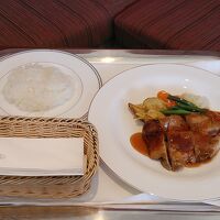 ランチにルームサービスを利用