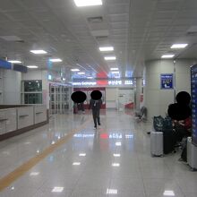 BNK 釜山銀行 金海空港支店 両替所