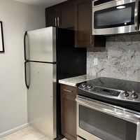 このキッチンがあれば当分生活できます。小さな洗剤とスポンジ付