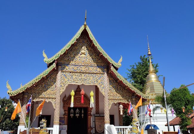 シンプルなお寺