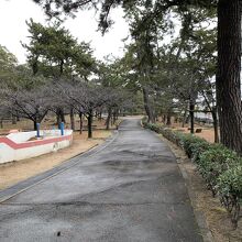 須磨浦公園の中にあります。