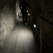 真っ暗トンネル
