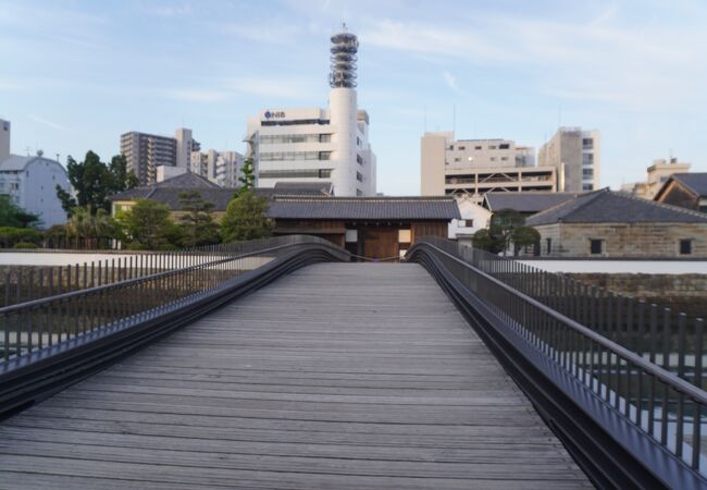 出島表門橋公園