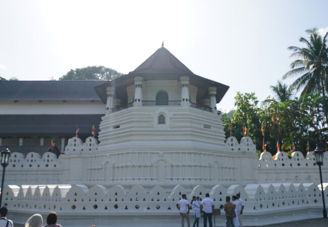 仏歯寺