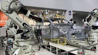 車が展示されてるだけだと勘違いしてました