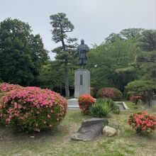 徳川家康公銅像