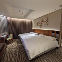 ベッドは広くて快適