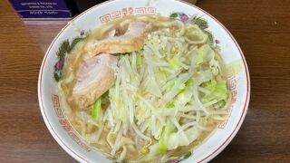 ラーメン二郎 横浜関内店